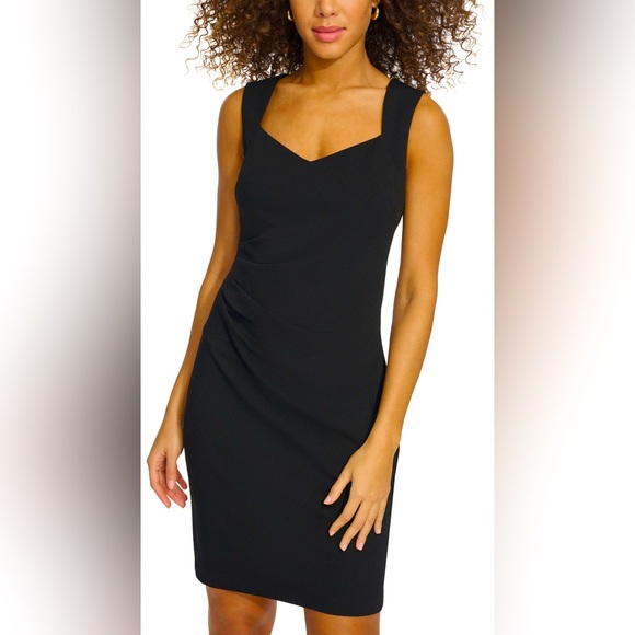Little black dress - Picture 1 of 3